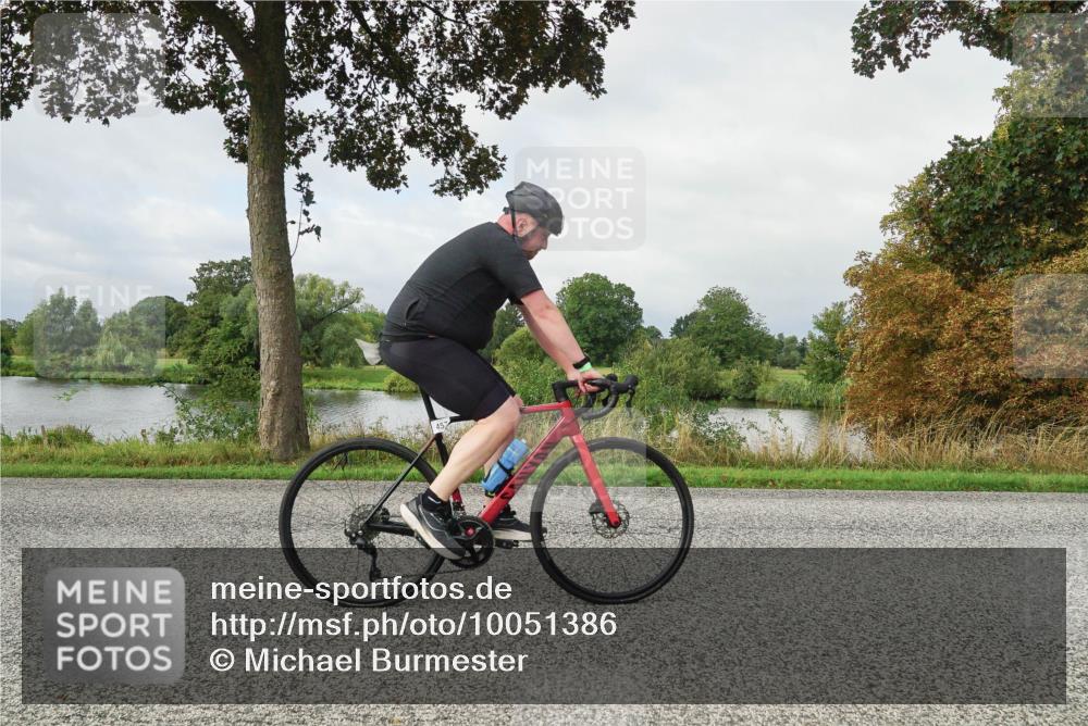 30.08.2026 - Elbe Triathlon Hamburg Michael Burmester http://msf.ph/oto/10051386 30.08.2026 09:55:21 Radfahren 457, 488, 528, 534, 628, 633, 933, 939, 961, 967, 967 meine-sportfotos.de
