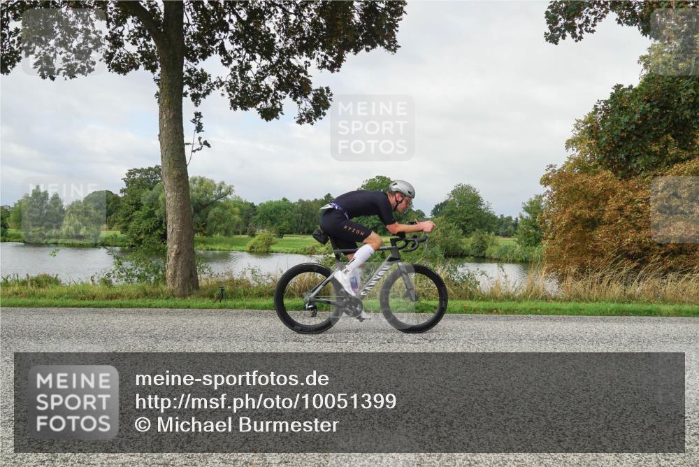 30.08.2026 - Elbe Triathlon Hamburg Michael Burmester http://msf.ph/oto/10051399 30.08.2026 09:55:28 Radfahren 289, 353, 528, 534, 617, 628, 633, 669, 939, 961 meine-sportfotos.de