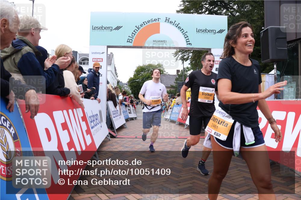 30.08.2026 - Blankeneser Heldenlauf Lena Gebhardt http://msf.ph/oto/10051409 30.08.2026 12:00:31 Ziel 2160, 2161, 2168, 2273, 2461, 2528, 2572, 2593, 2630 meine-sportfotos.de