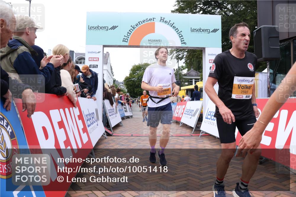 30.08.2026 - Blankeneser Heldenlauf Lena Gebhardt http://msf.ph/oto/10051418 30.08.2026 12:00:31 Ziel 2160, 2161, 2168, 2273, 2461, 2528, 2572, 2593, 2630 meine-sportfotos.de