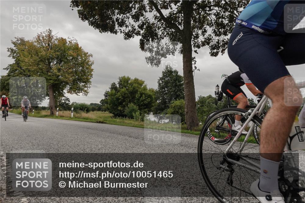 30.08.2026 - Elbe Triathlon Hamburg Michael Burmester http://msf.ph/oto/10051465 30.08.2026 10:16:20 Radfahren 409, 548, 671, 726, 790, 863 meine-sportfotos.de