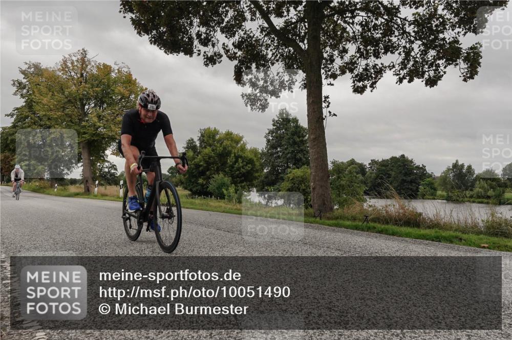 30.08.2026 - Elbe Triathlon Hamburg Michael Burmester http://msf.ph/oto/10051490 30.08.2026 10:16:45 Radfahren 429, 491, 724, 785 meine-sportfotos.de