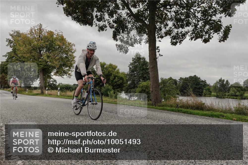 30.08.2026 - Elbe Triathlon Hamburg Michael Burmester http://msf.ph/oto/10051493 30.08.2026 10:16:48 Radfahren 429, 491, 724 meine-sportfotos.de