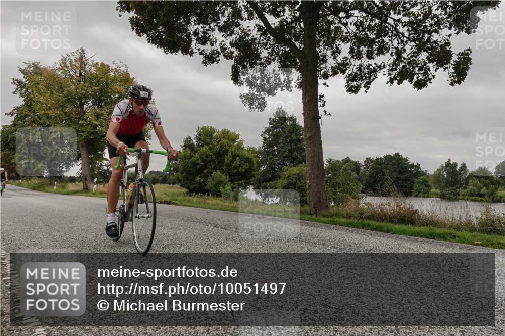 30.08.2026 - Elbe Triathlon Hamburg Michael Burmester http://msf.ph/oto/10051497 30.08.2026 10:16:49 Radfahren 429, 491, 724 meine-sportfotos.de