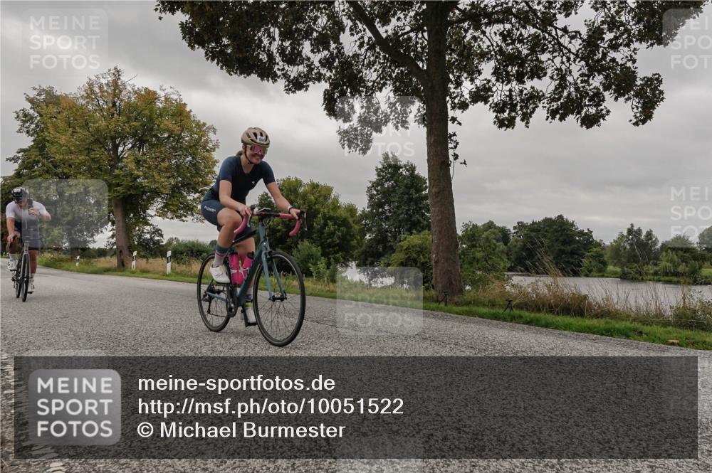 30.08.2026 - Elbe Triathlon Hamburg Michael Burmester http://msf.ph/oto/10051522 30.08.2026 10:17:16 Radfahren 546, 596, 802, 866 meine-sportfotos.de