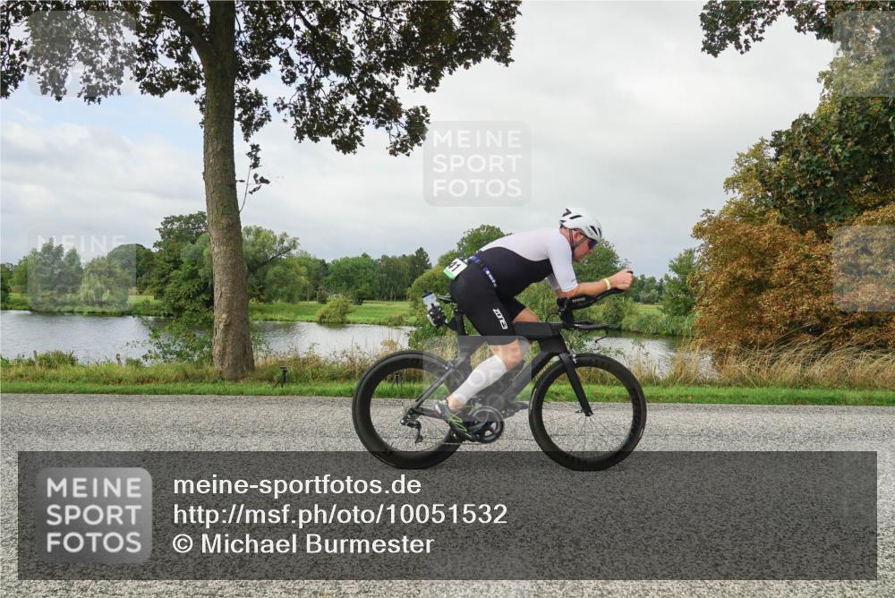 30.08.2026 - Elbe Triathlon Hamburg Michael Burmester http://msf.ph/oto/10051532 30.08.2026 09:57:03 Radfahren 604, 612, 613, 720, 726, 741, 932 meine-sportfotos.de