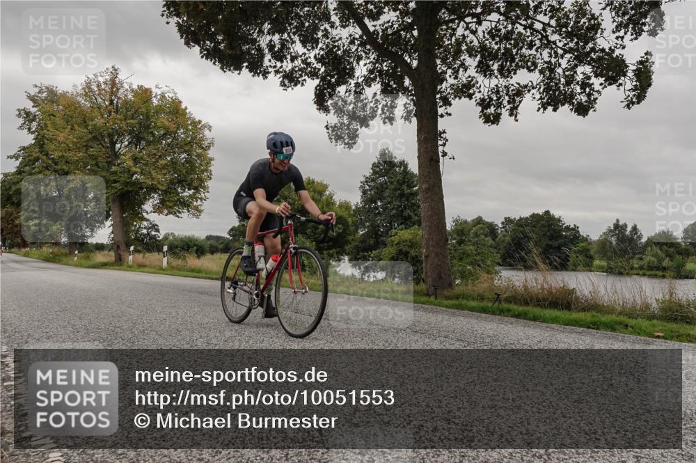 30.08.2026 - Elbe Triathlon Hamburg Michael Burmester http://msf.ph/oto/10051553 30.08.2026 10:17:41 Radfahren 651, 697 meine-sportfotos.de