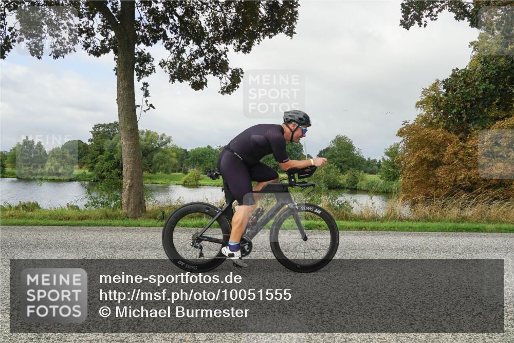 30.08.2026 - Elbe Triathlon Hamburg Michael Burmester http://msf.ph/oto/10051555 30.08.2026 09:57:19 Radfahren 261, 641, 665, 678, 698, 747, 810, 887, 1896 meine-sportfotos.de