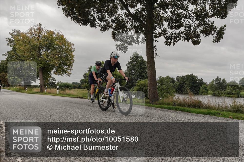 30.08.2026 - Elbe Triathlon Hamburg Michael Burmester http://msf.ph/oto/10051580 30.08.2026 10:18:20 Radfahren 475, 831, 864, 900, 953 meine-sportfotos.de
