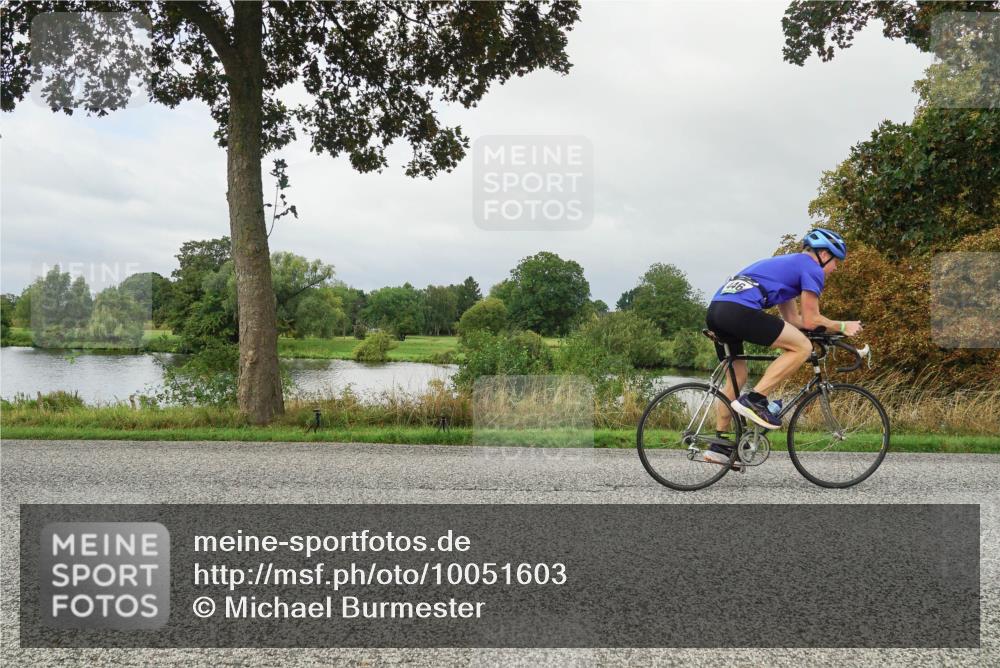 30.08.2026 - Elbe Triathlon Hamburg Michael Burmester http://msf.ph/oto/10051603 30.08.2026 09:57:57 Radfahren 446, 611, 838, 880, 938 meine-sportfotos.de