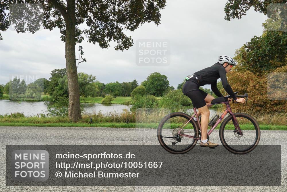 30.08.2026 - Elbe Triathlon Hamburg Michael Burmester http://msf.ph/oto/10051667 30.08.2026 09:58:38 Radfahren 417, 464, 503, 513, 526, 656, 779, 950 meine-sportfotos.de