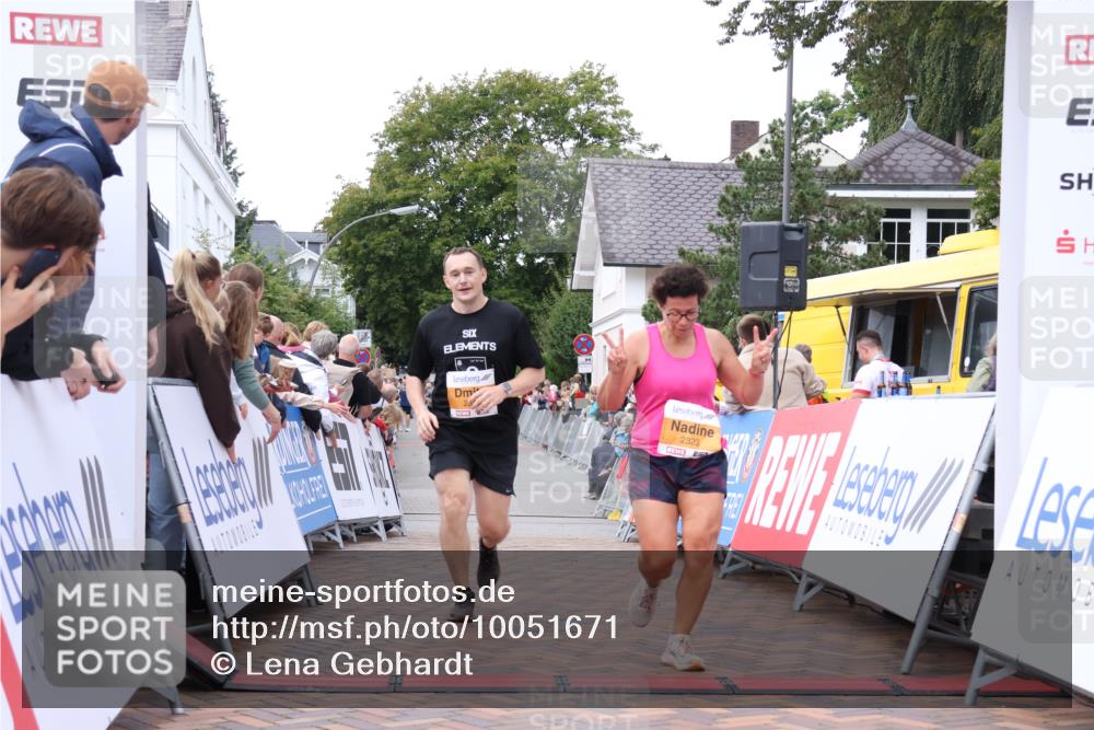 30.08.2026 - Blankeneser Heldenlauf Lena Gebhardt http://msf.ph/oto/10051671 30.08.2026 12:01:00 Ziel 2020, 2181, 2323, 2349, 2856 meine-sportfotos.de
