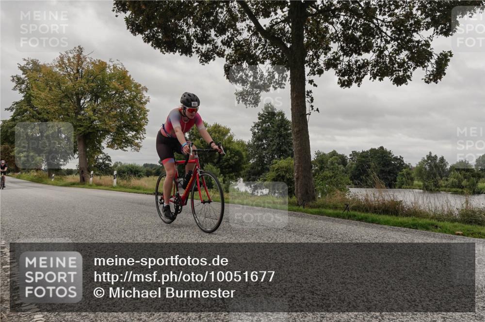 30.08.2026 - Elbe Triathlon Hamburg Michael Burmester http://msf.ph/oto/10051677 30.08.2026 10:20:26 Radfahren 857, 862, 873, 915, 978 meine-sportfotos.de