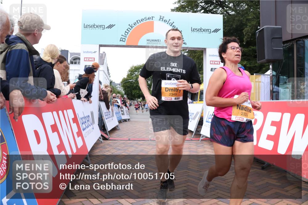 30.08.2026 - Blankeneser Heldenlauf Lena Gebhardt http://msf.ph/oto/10051705 30.08.2026 12:01:03 Ziel 2323, 2349, 2856 meine-sportfotos.de