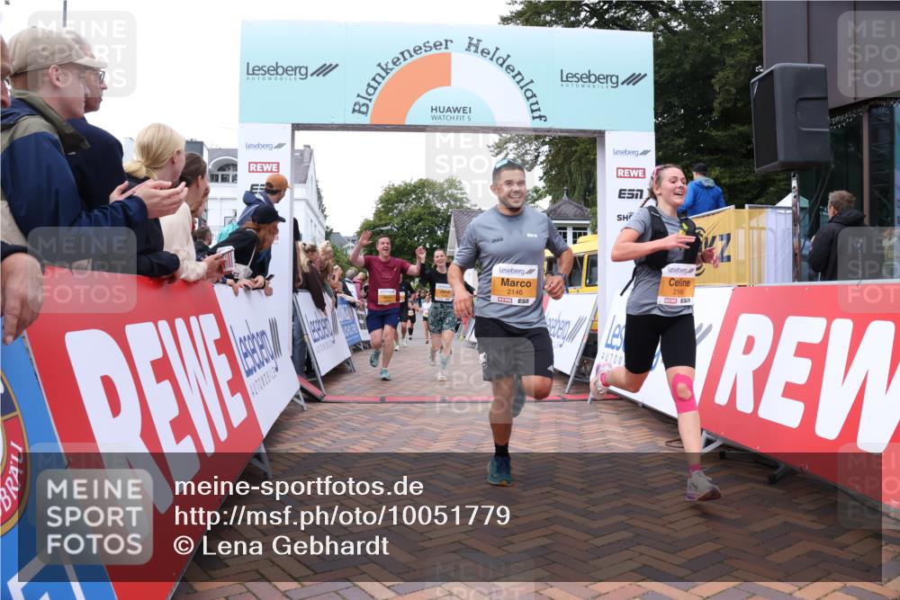 30.08.2026 - Blankeneser Heldenlauf Lena Gebhardt http://msf.ph/oto/10051779 30.08.2026 12:01:12 Ziel 2145, 2146, 2286, 2660, 2917, 2937 meine-sportfotos.de