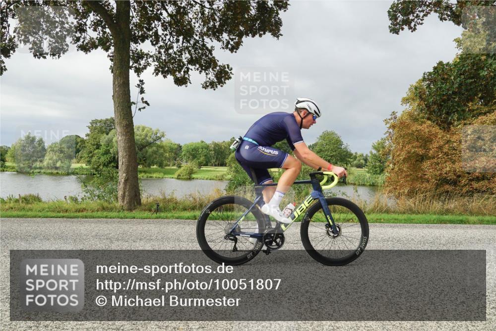 30.08.2026 - Elbe Triathlon Hamburg Michael Burmester http://msf.ph/oto/10051807 30.08.2026 10:00:41 Radfahren 577, 724, 751, 866 meine-sportfotos.de