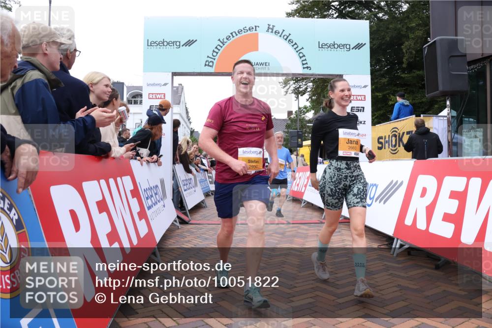 30.08.2026 - Blankeneser Heldenlauf Lena Gebhardt http://msf.ph/oto/10051822 30.08.2026 12:01:14 Ziel 2145, 2146, 2286, 2660, 2765, 2917, 2937 meine-sportfotos.de