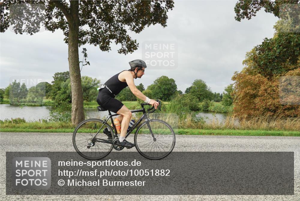 30.08.2026 - Elbe Triathlon Hamburg Michael Burmester http://msf.ph/oto/10051882 30.08.2026 10:01:52 Radfahren 546, 694, 827, 848 meine-sportfotos.de