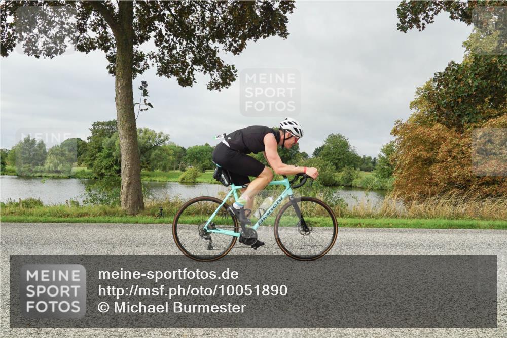 30.08.2026 - Elbe Triathlon Hamburg Michael Burmester http://msf.ph/oto/10051890 30.08.2026 10:02:05 Radfahren 438, 552, 622, 640, 702, 704, 940 meine-sportfotos.de