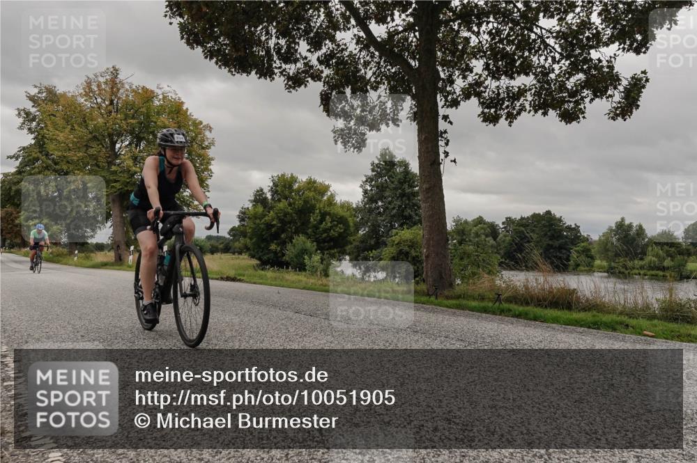 30.08.2026 - Elbe Triathlon Hamburg Michael Burmester http://msf.ph/oto/10051905 30.08.2026 10:25:14 Radfahren 587, 693, 763, 800, 812, 894 meine-sportfotos.de