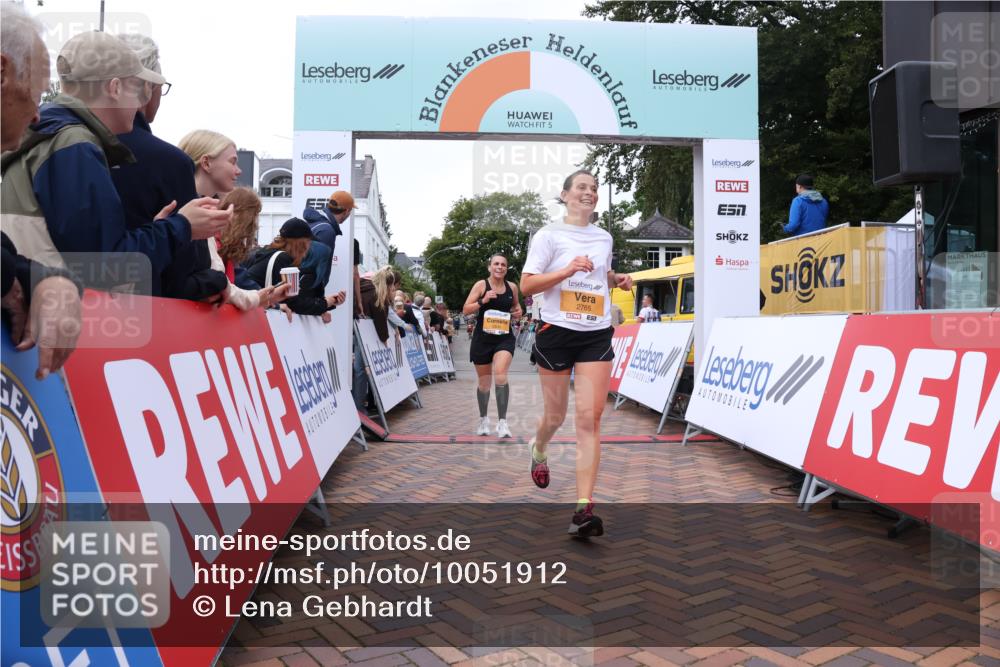 30.08.2026 - Blankeneser Heldenlauf Lena Gebhardt http://msf.ph/oto/10051912 30.08.2026 12:01:19 Ziel 2145, 2146, 2286, 2660, 2765, 2830, 2917, 2937 meine-sportfotos.de