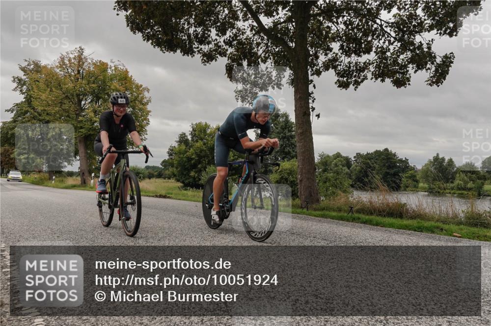 30.08.2026 - Elbe Triathlon Hamburg Michael Burmester http://msf.ph/oto/10051924 30.08.2026 10:25:36 Radfahren 925, 1031 meine-sportfotos.de