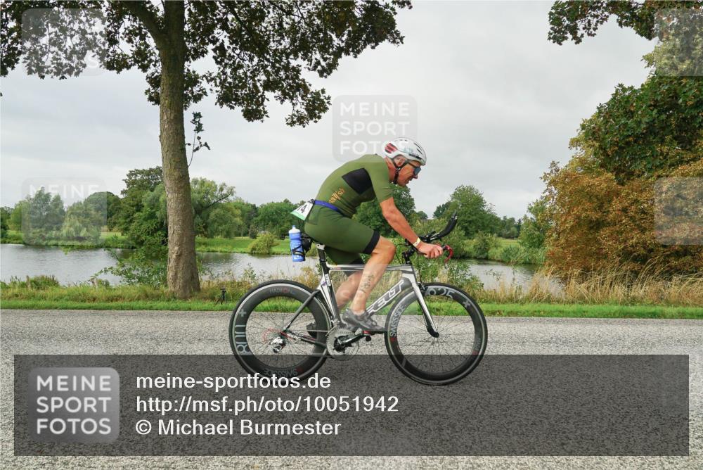 30.08.2026 - Elbe Triathlon Hamburg Michael Burmester http://msf.ph/oto/10051942 30.08.2026 10:02:44 Radfahren 662, 774 meine-sportfotos.de