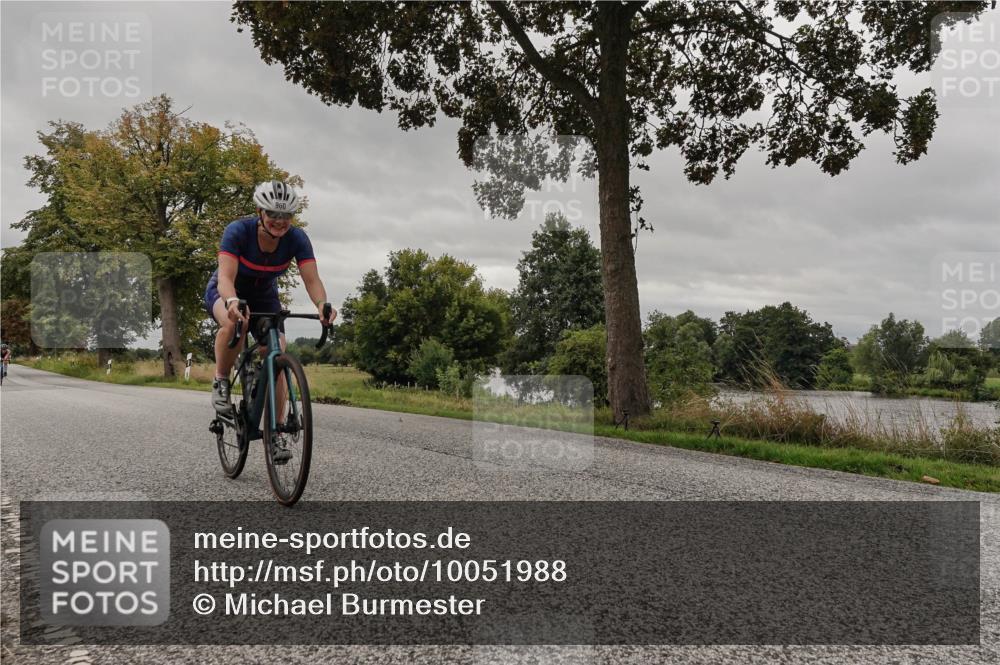 30.08.2026 - Elbe Triathlon Hamburg Michael Burmester http://msf.ph/oto/10051988 30.08.2026 10:26:58 Radfahren 811, 842, 960 meine-sportfotos.de