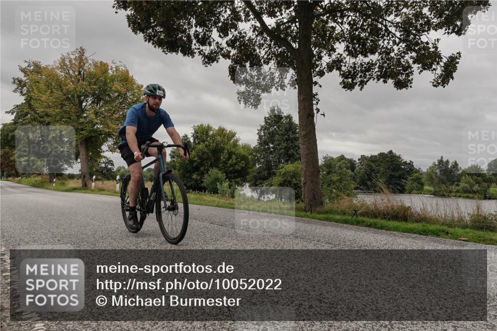 30.08.2026 - Elbe Triathlon Hamburg Michael Burmester http://msf.ph/oto/10052022 30.08.2026 10:27:35 Radfahren 514, 749, 859, 927 meine-sportfotos.de