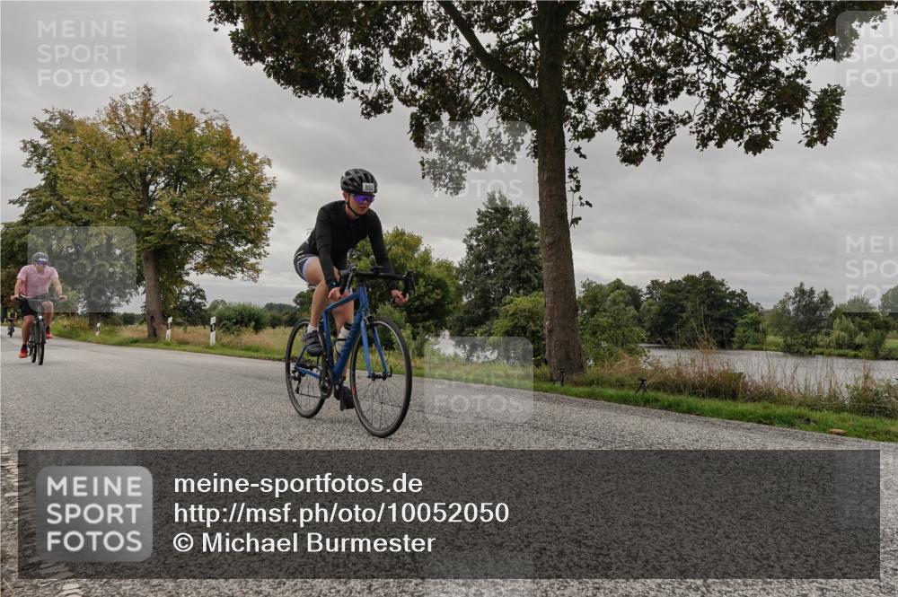 30.08.2026 - Elbe Triathlon Hamburg Michael Burmester http://msf.ph/oto/10052050 30.08.2026 10:28:12 Radfahren 509, 570, 853, 1260 meine-sportfotos.de