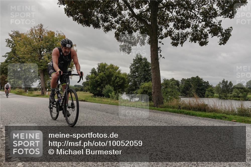 30.08.2026 - Elbe Triathlon Hamburg Michael Burmester http://msf.ph/oto/10052059 30.08.2026 10:28:21 Radfahren 570, 742, 757 meine-sportfotos.de