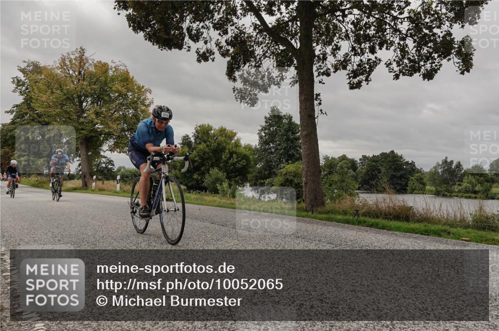 30.08.2026 - Elbe Triathlon Hamburg Michael Burmester http://msf.ph/oto/10052065 30.08.2026 10:28:31 Radfahren 395, 714, 789, 843, 854, 896, 979 meine-sportfotos.de