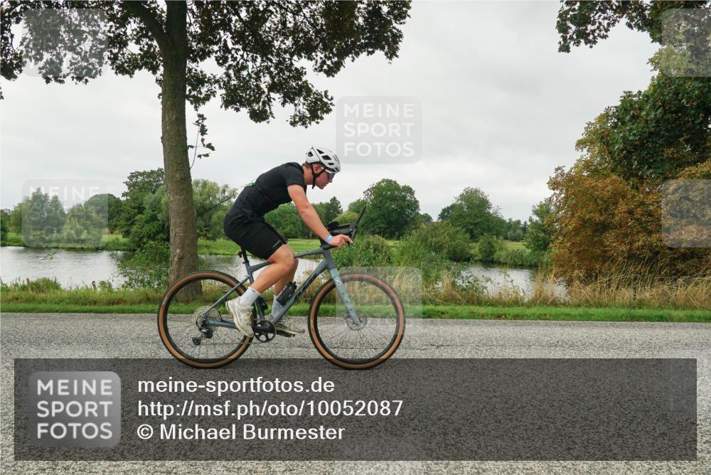 30.08.2026 - Elbe Triathlon Hamburg Michael Burmester http://msf.ph/oto/10052087 30.08.2026 10:05:45 Radfahren 786, 793, 817, 894, 941 meine-sportfotos.de