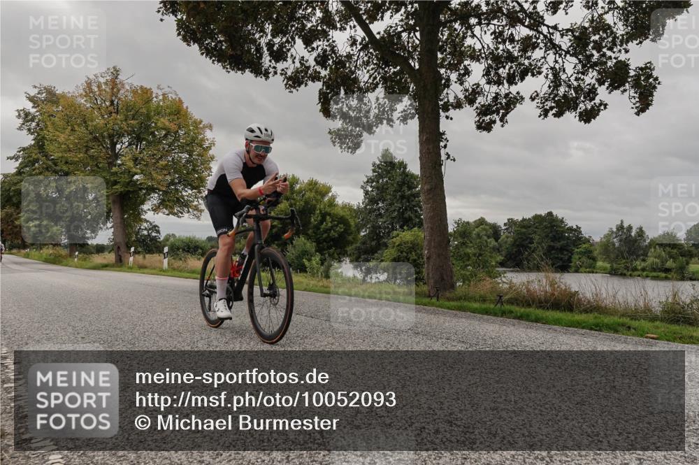 30.08.2026 - Elbe Triathlon Hamburg Michael Burmester http://msf.ph/oto/10052093 30.08.2026 10:28:43 Radfahren 865, 1024, 1085, 1097 meine-sportfotos.de