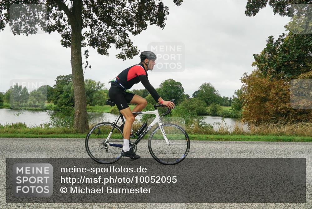 30.08.2026 - Elbe Triathlon Hamburg Michael Burmester http://msf.ph/oto/10052095 30.08.2026 10:05:56 Radfahren 405, 542 meine-sportfotos.de