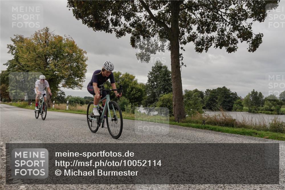 30.08.2026 - Elbe Triathlon Hamburg Michael Burmester http://msf.ph/oto/10052114 30.08.2026 10:29:10 Radfahren 858, 923, 1052 meine-sportfotos.de