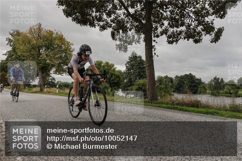 30.08.2026 - Elbe Triathlon Hamburg Michael Burmester http://msf.ph/oto/10052147 30.08.2026 10:29:40 Radfahren 840, 881, 886, 887, 980, 994, 1039, 1066, 1359, 1896 meine-sportfotos.de