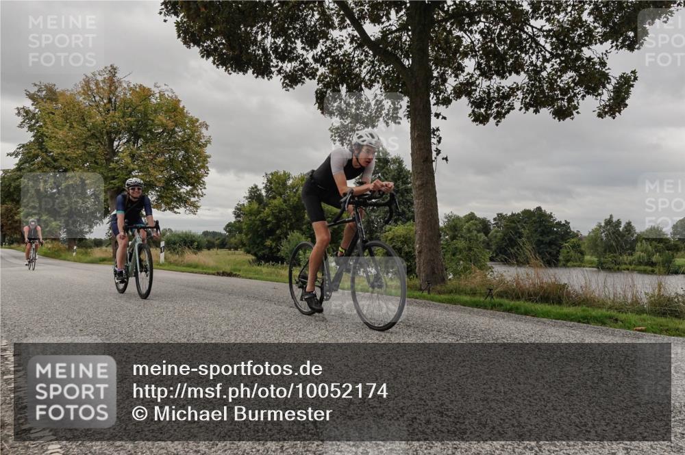 30.08.2026 - Elbe Triathlon Hamburg Michael Burmester http://msf.ph/oto/10052174 30.08.2026 10:29:55 Radfahren 669, 836, 883, 939, 1010 meine-sportfotos.de