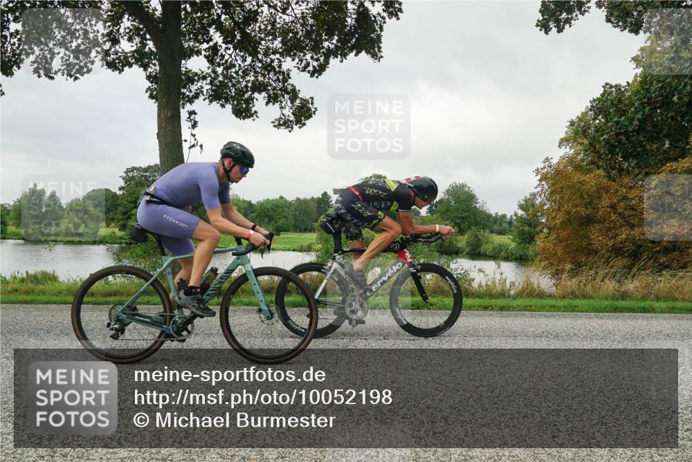 30.08.2026 - Elbe Triathlon Hamburg Michael Burmester http://msf.ph/oto/10052198 30.08.2026 10:07:39 Radfahren 554, 739, 773, 936 meine-sportfotos.de