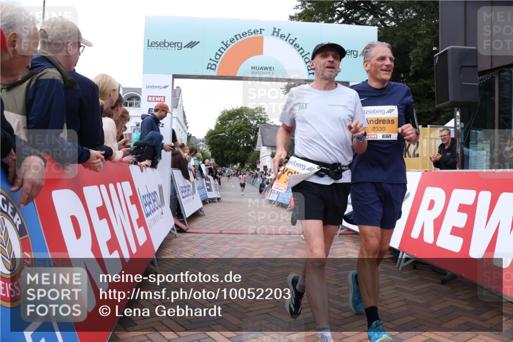 30.08.2026 - Blankeneser Heldenlauf Lena Gebhardt http://msf.ph/oto/10052203 30.08.2026 12:01:59 Ziel 2065, 2210, 2330, 2698, 2904 meine-sportfotos.de