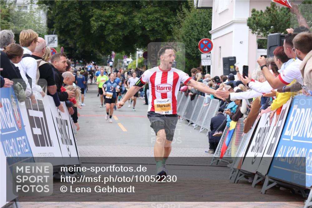 30.08.2026 - Blankeneser Heldenlauf Lena Gebhardt http://msf.ph/oto/10052230 30.08.2026 12:02:02 Ziel 2171, 2210, 2330, 2904 meine-sportfotos.de
