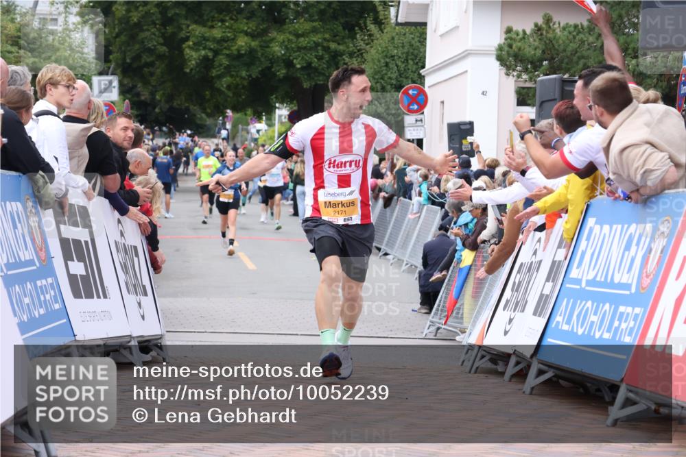 30.08.2026 - Blankeneser Heldenlauf Lena Gebhardt http://msf.ph/oto/10052239 30.08.2026 12:02:02 Ziel 2171, 2210, 2330, 2904 meine-sportfotos.de