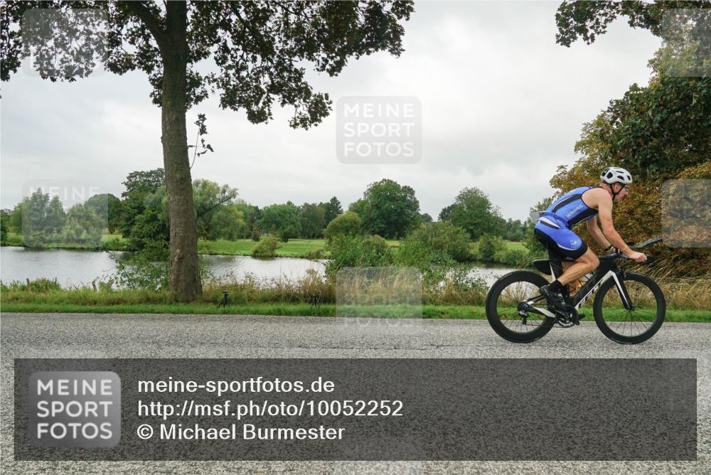 30.08.2026 - Elbe Triathlon Hamburg Michael Burmester http://msf.ph/oto/10052252 30.08.2026 10:08:19 Radfahren 346, 436, 501, 531, 563, 631, 783, 859 meine-sportfotos.de