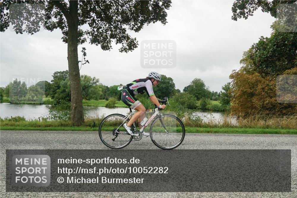 30.08.2026 - Elbe Triathlon Hamburg Michael Burmester http://msf.ph/oto/10052282 30.08.2026 10:08:37 Radfahren 500, 509, 676, 686, 709, 736, 834, 889, 908 meine-sportfotos.de