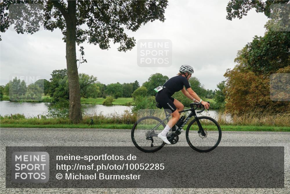 30.08.2026 - Elbe Triathlon Hamburg Michael Burmester http://msf.ph/oto/10052285 30.08.2026 10:08:37 Radfahren 500, 509, 676, 686, 709, 736, 834, 889, 908 meine-sportfotos.de
