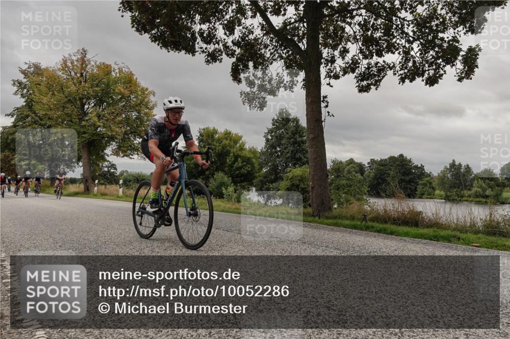30.08.2026 - Elbe Triathlon Hamburg Michael Burmester http://msf.ph/oto/10052286 30.08.2026 10:31:36 Radfahren 788, 934, 954, 957, 1000, 1013, 1057, 1058, 1076 meine-sportfotos.de