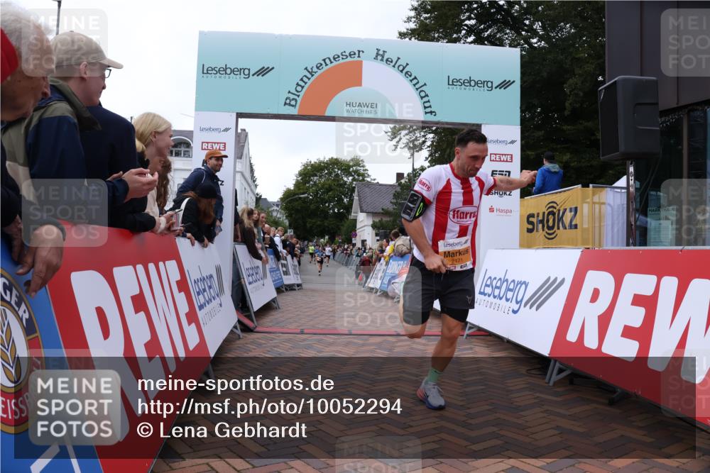30.08.2026 - Blankeneser Heldenlauf Lena Gebhardt http://msf.ph/oto/10052294 30.08.2026 12:02:05 Ziel 2171, 2210, 2330, 2904 meine-sportfotos.de