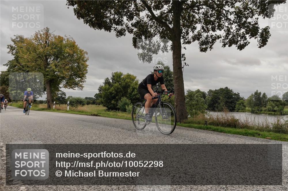 30.08.2026 - Elbe Triathlon Hamburg Michael Burmester http://msf.ph/oto/10052298 30.08.2026 10:31:40 Radfahren 710, 788, 934, 954, 957, 1000, 1013, 1057, 1058 meine-sportfotos.de