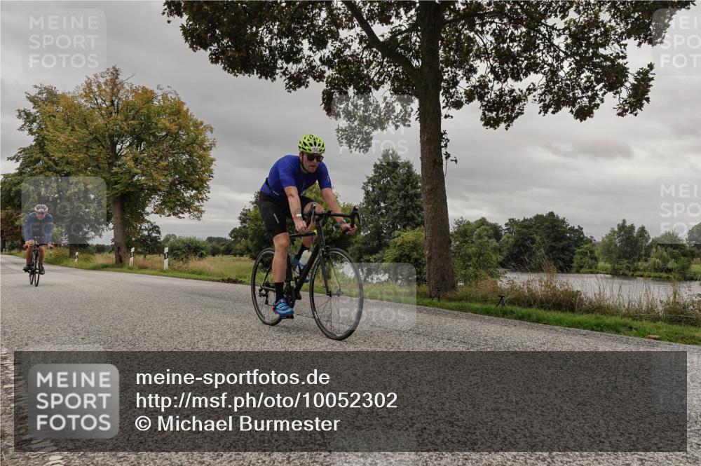 30.08.2026 - Elbe Triathlon Hamburg Michael Burmester http://msf.ph/oto/10052302 30.08.2026 10:31:41 Radfahren 710, 788, 934, 954, 957, 1013, 1057, 1058, 1111 meine-sportfotos.de