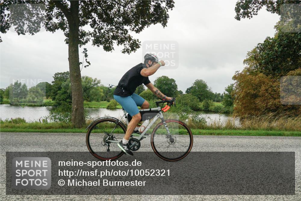 30.08.2026 - Elbe Triathlon Hamburg Michael Burmester http://msf.ph/oto/10052321 30.08.2026 10:09:05 Radfahren 431, 560, 600, 712 meine-sportfotos.de